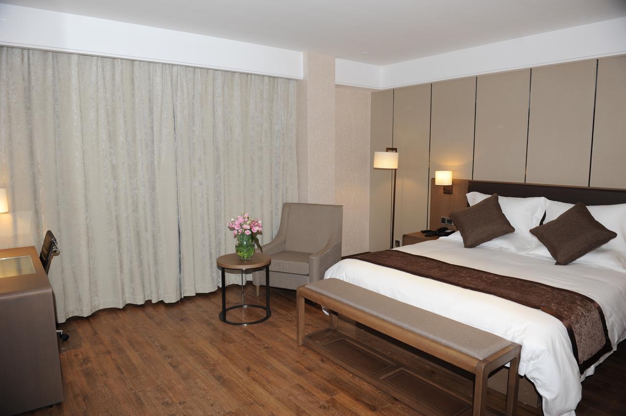 Atour X Hotel Shanghai Hongqiao Airport Konggang Road Екстер'єр фото